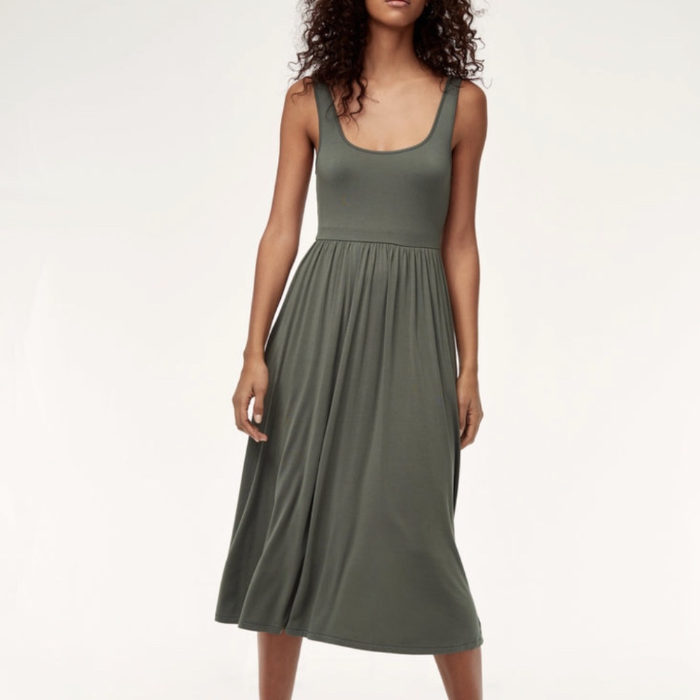 Aritzia | Wilfred Free Assonance Dress Tank Midi Dress | Hunter Green | Small